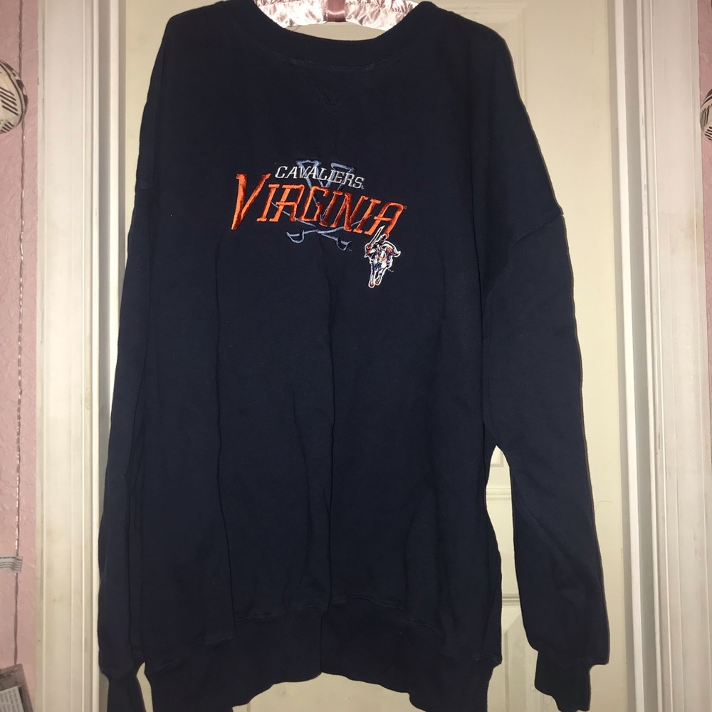 UVA crew neck